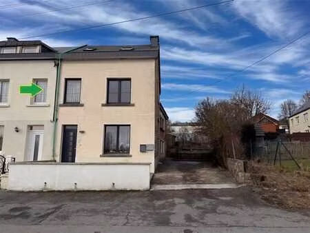 maison lumineuse de 3 chambres avec dépendance et jardin