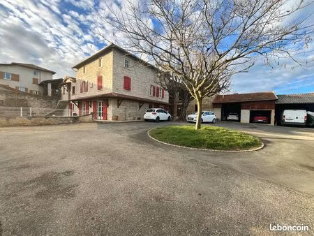 maison 6 pièces 170 m²