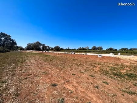 terrain 576 m² saint martin de crau