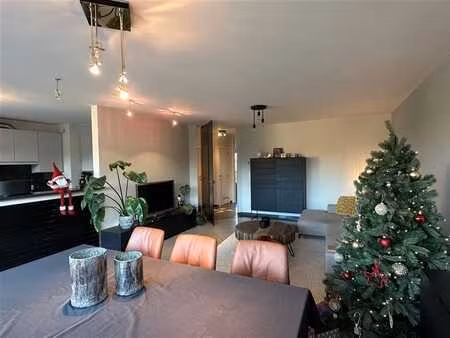 appartement à louer près du centre d'asse