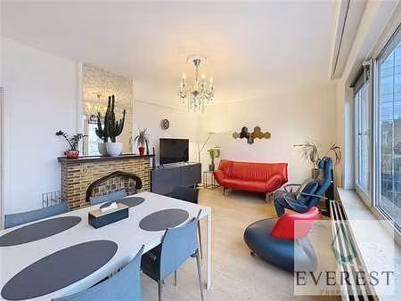 parc botanique! splendide appartement meublé une chambre