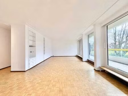 proximité saint-alix  commerces et centre sportif sporcity