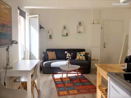 joli studio 20 m² entre saxe & garibaldi