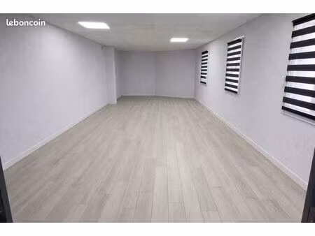 à louer – local d’activité 50 m² – décines-charpieu centre