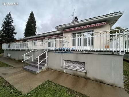 maison 6 pièces 153 m²