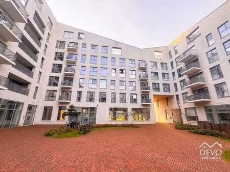 studio moderne à proximité de la gare !