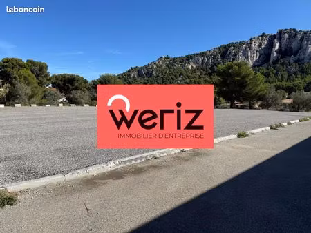 local industriel 500 m²