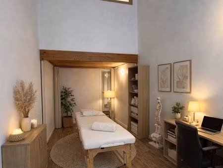 bureau / local professionnel indépendant – 13 m2 place colbert – lyon 1er (pentes de la cr