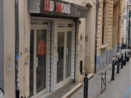 local commercial 400m2