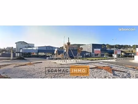 local commercial 600 m²