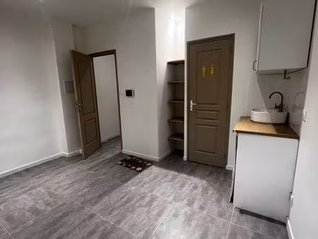 la valentine-local commercial-a louer