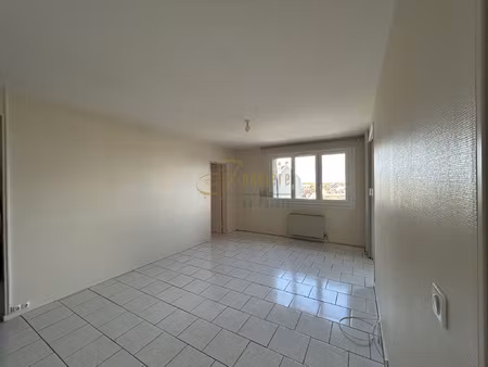 exclusivité appartement lumineux proche gare avec ascenseu