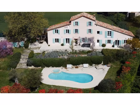 exclusivite - propriété de charme  vue mer panoramique  à 5