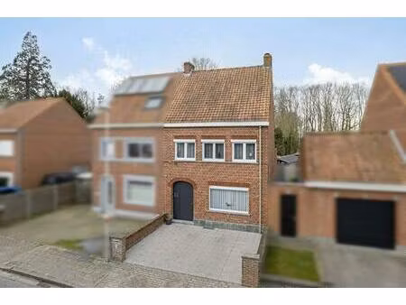 huis te koop in vlamertinge met tuin  garage en 3 kamers