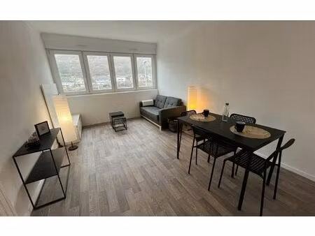 location appartement  m² t-2 à algrange  800 €