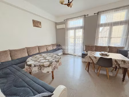 appartement avec 2 balcons beaucaire environ 93 m2