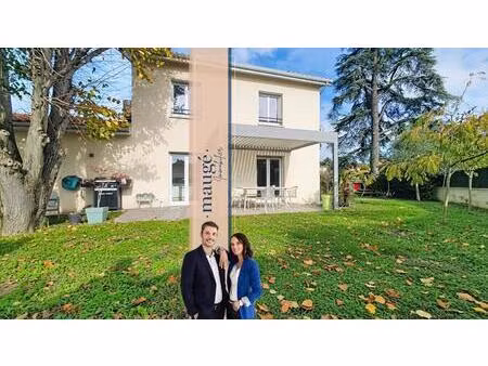 maison - 4 chambres - dont 1 suite parentale - jardin - pergola bio climatique - proche co