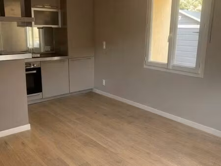 2 pièces avec terrasse/jardin (70m²) – tourrette-levens