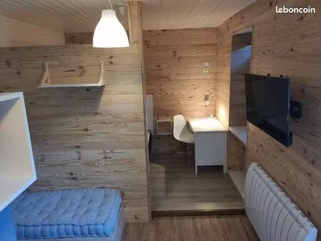 studio meublé et équipé