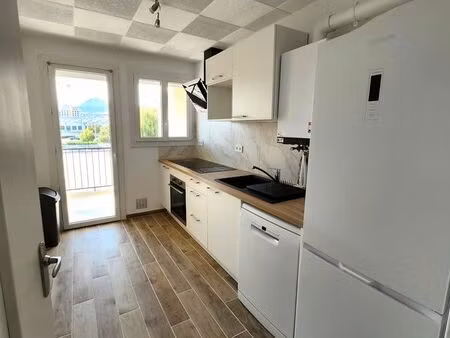 appartement - 65 m2 - 2 pièces