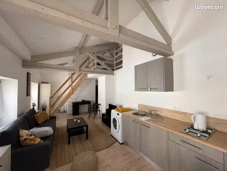 appartement t1 meublé 42 m² sous comble – quartier l’hôtel de ville