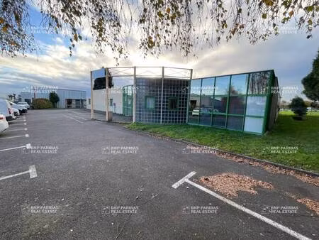 local d'activités à vendre