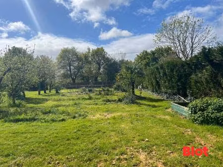 terrain constructible à vendre