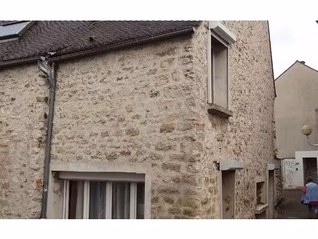 location appartement  m² t-2 à verneuil-sur-seine  880 €