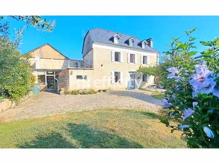 maison 7 pièces - 152 m²