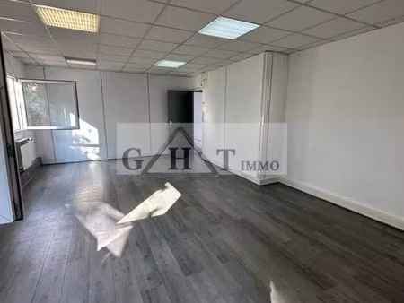 location bureau 60 m² à bonneuil-sur-marne (94380)