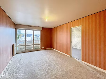 grand t2 de 52 m² avec garage  cave et 2 balcons ? idéal investisseur ? saint-brieuc