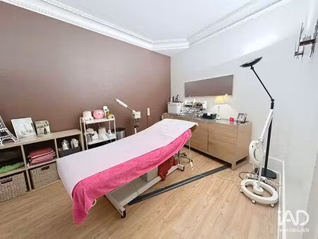 vente surface diverse 30 m²