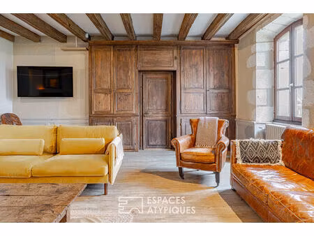 bâtisse xviiième totalement rénovée avec couloir de nage