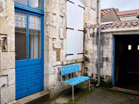petite maison à rénover plein coeur de la chaume