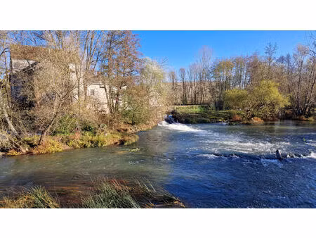 propriété en touraine - moulin du xv° siècle - 2 hectares