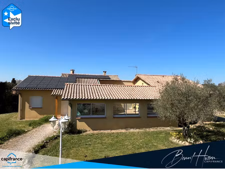 maison t4 de 168m² de plain-pied avec piscine intérieure et sous-sol