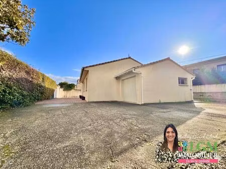 maison de plain-pied  3 chambres  pas de travaux à prévoir  630 m² de terrain  garage  au 