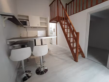 ff2 meublé- ecusson