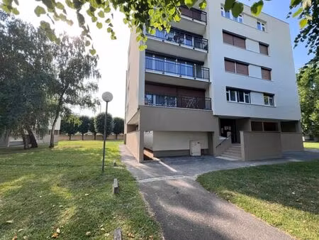 annonce location appartement 2 pièces de 44m2 à tournan en brie (77220) - paruvendu.fr ref