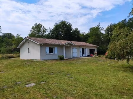 blanquefort  maison 3 chambres  garage  grand jardin