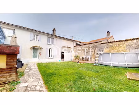 vente maison 5 pièces 112 m² à vibrac (16120)  189 500 €