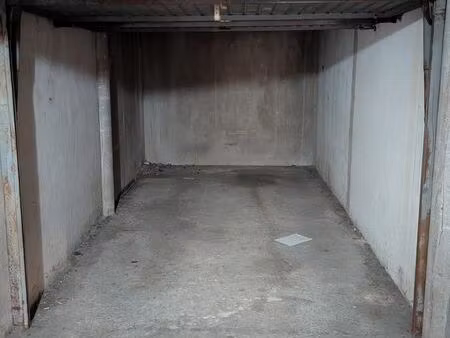 garage box 13 à 21m2 ancely