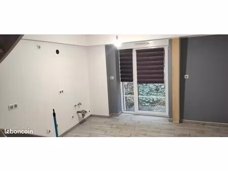 location appartement 4 pièces triplex 88 m2