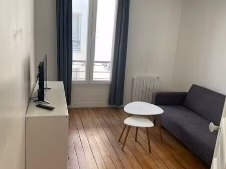 2/3 pièces meublé bon état rue l’assomption