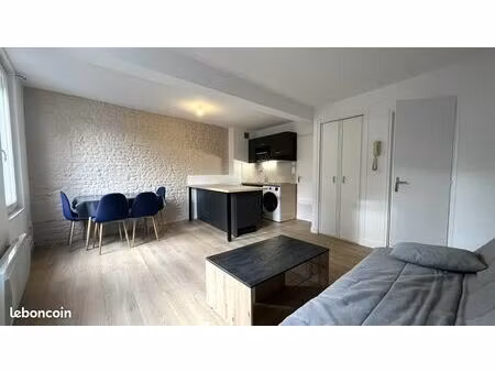 studio 1 pièce 27 m²