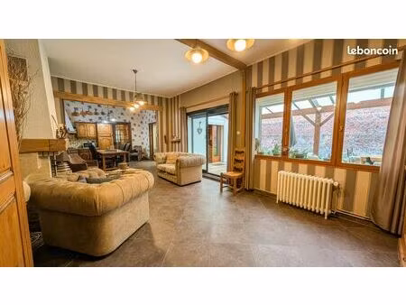 maison 8 pièces 167 m²