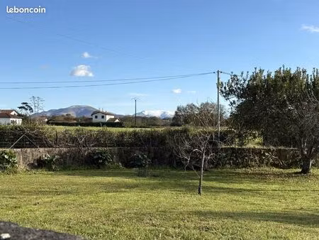 terrain 1 021 m² jatxou