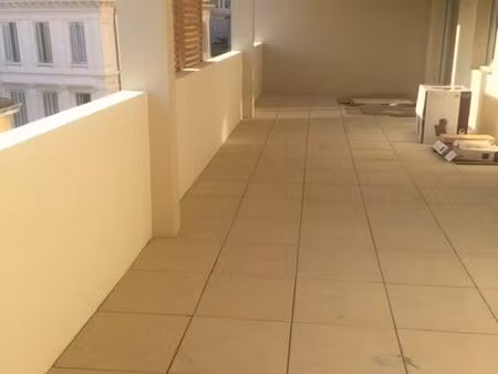 à louer – bel appartement t3 lumineux avec terrasses – marseille 6ᵉ
