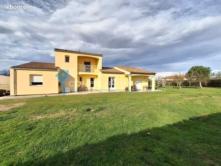 villa 5 pièces 126 m²