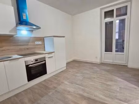 ? t2 rénové à neuf avec balcon